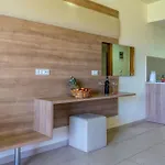 Otel Stamos *