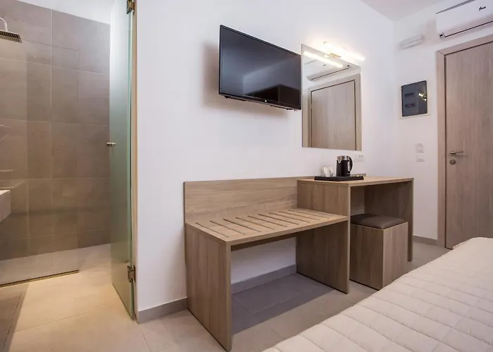 Stamos ファリラキ