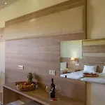 Hotell Stamos *